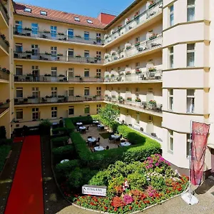 & Zarenhof Prenzlauer Berg Hotel